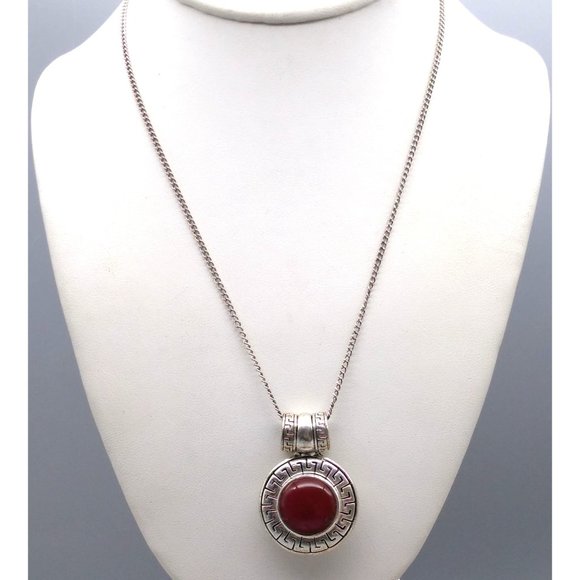 Shimmering Magenta Circle Pendant Necklace, Vintage Round with Greek Key Frame - Picture 1 of 5